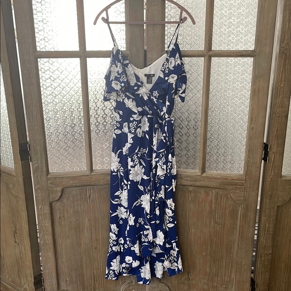 Blue and White Floral Cold Shoulder Wrap Sundress by Aqua - Size Large